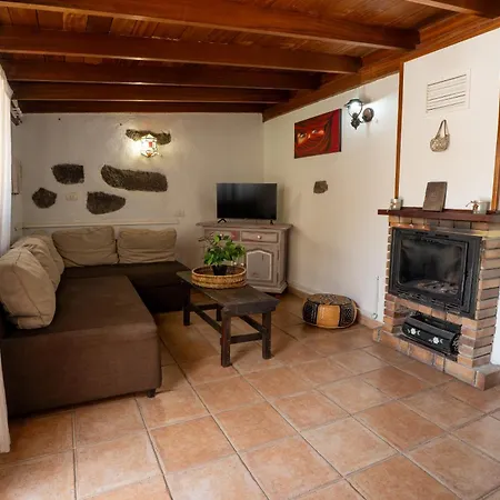 Rural La Correa Del Almendro & Bubble Experience - Adults Only Εξοχικό σπίτι