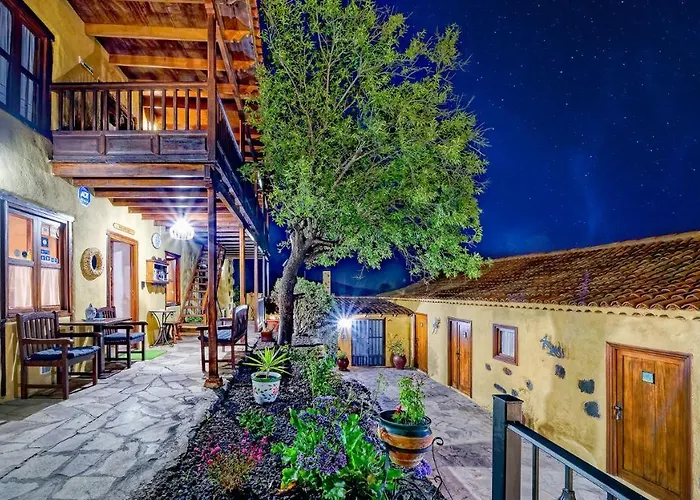 Rural La Correa Del Almendro & Bubble Experience - Adults Only カントリーハウス *