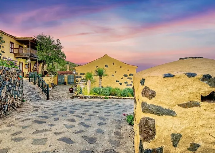 Rural La Correa Del Almendro & Bubble Experience - Adults Only Kır Evi *