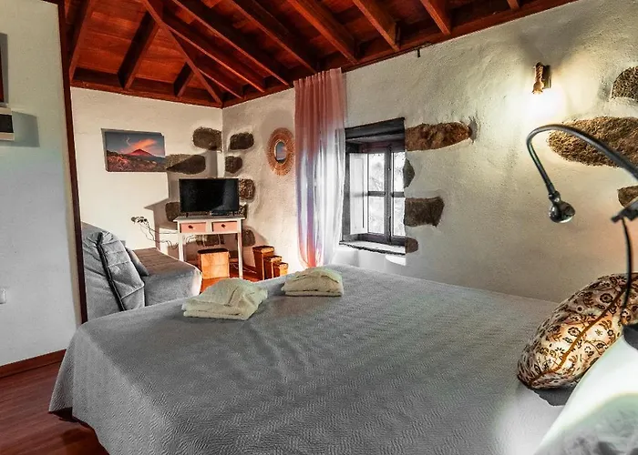 Rural La Correa Del Almendro & Bubble Experience - Adults Only أرونا