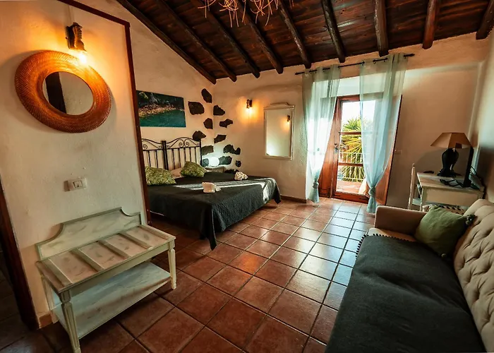 Rural La Correa Del Almendro & Bubble Experience - Adults Only منزل ريفي *