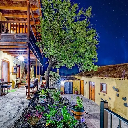 Rural La Correa Del Almendro & Bubble Experience - Adults Only Kır Evi *