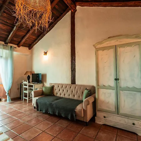 Rural La Correa Del Almendro & Bubble Experience - Adults Only منزل ريفي أرونا