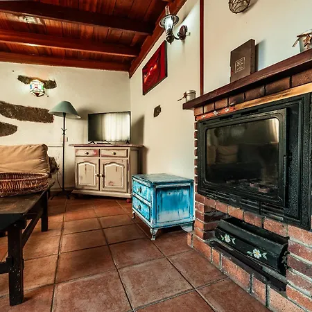 Rural La Correa Del Almendro & Bubble Experience - Adults Only منزل ريفي أرونا