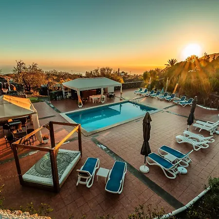 Rural La Correa Del Almendro & Bubble Experience - Adults Only