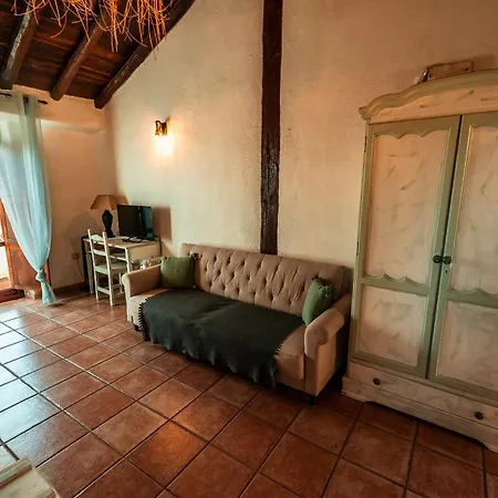 Rural La Correa Del Almendro & Bubble Experience - Adults Only Kır Evi *