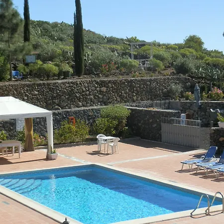 منزل ريفي Rural La Correa Del Almendro & Bubble Experience - Adults Only