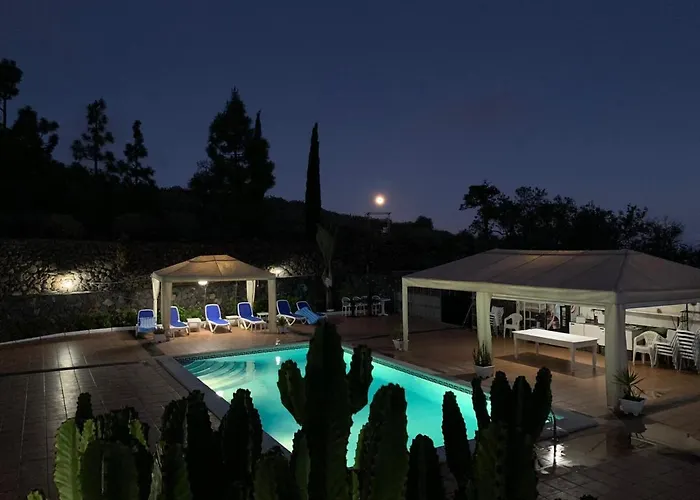 Country house Rural La Correa Del Almendro & Bubble Experience - Adults Only *