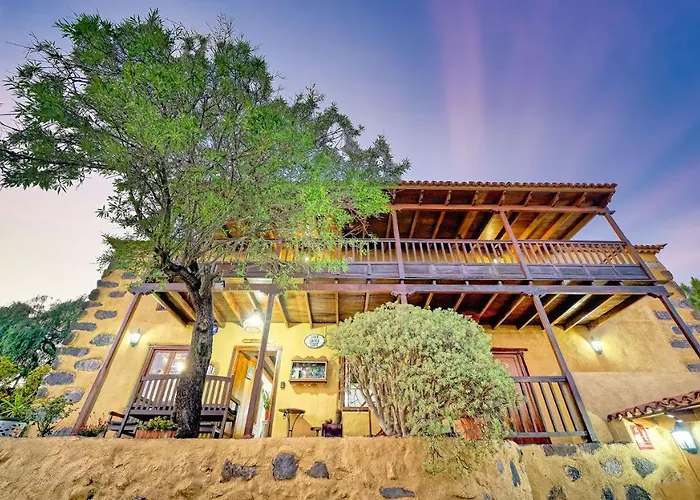 Rural La Correa Del Almendro & Bubble Experience - Adults Only Country house *