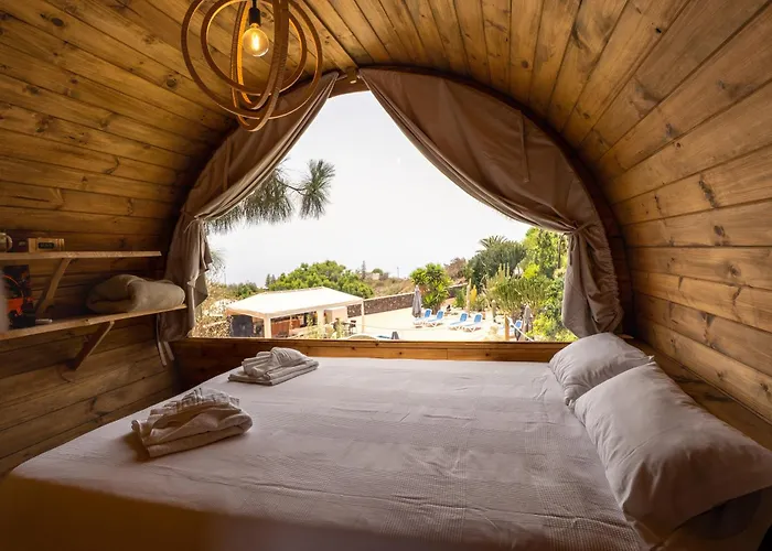 בית כפרי Rural La Correa Del Almendro & Bubble Experience - Adults Only ארונה