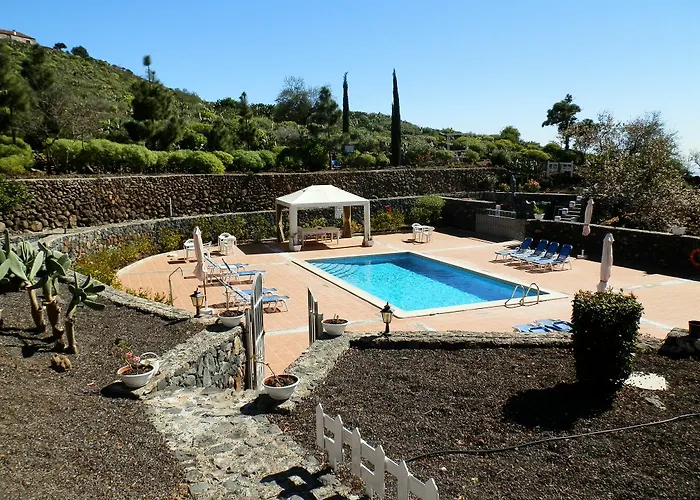 Rural La Correa Del Almendro & Bubble Experience - Adults Only בית כפרי